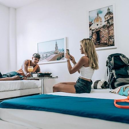 Neos Hotel Cartagena Luaran gambar