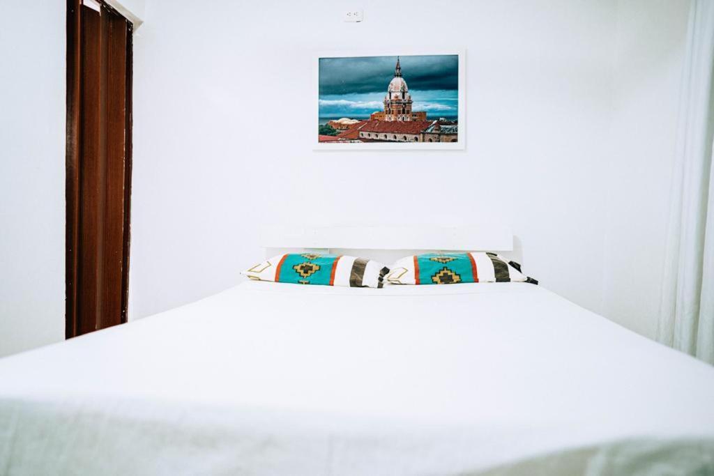 Neos Hotel Cartagena Luaran gambar